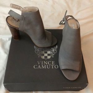 Vince Camilo Vamelia Heel, size 8M